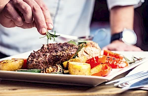 SAMOSTALNI KUHAR / UNIVERZALAC (m/ž) - Konoba, Trogir