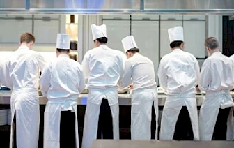 Na Kvarneru nemoguće naći konobara i kuhara: 'Ne možemo parirati plaćama u inozemstvu'