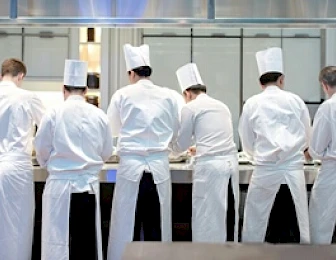 Na Kvarneru nemoguće naći konobara i kuhara: 'Ne možemo parirati plaćama u inozemstvu'