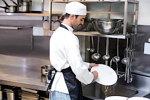 Pomoćno osoblje u kuhinji  (m/ž) -  LIDO RESTORAN & CATERING